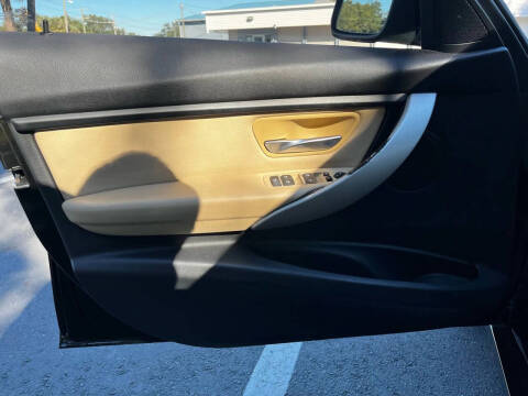 2018 BMW 3 Series 320i