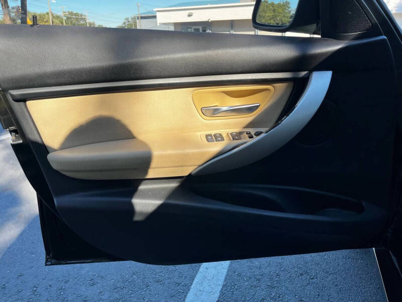 2018 BMW 3 Series 320i