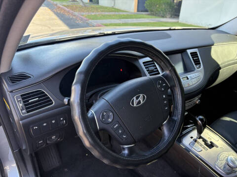 2014 Hyundai Genesis 5.0L R-Spec