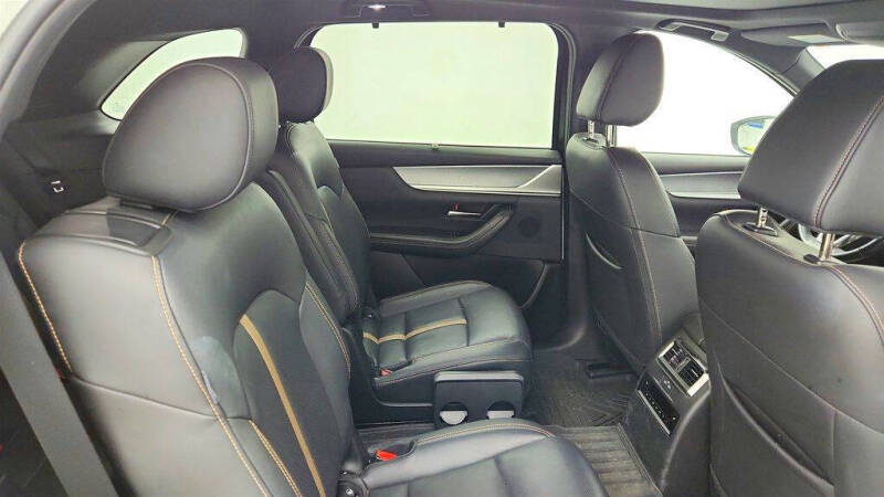 2024 Mazda CX-90 Plug-in Hybrid Premium Plus