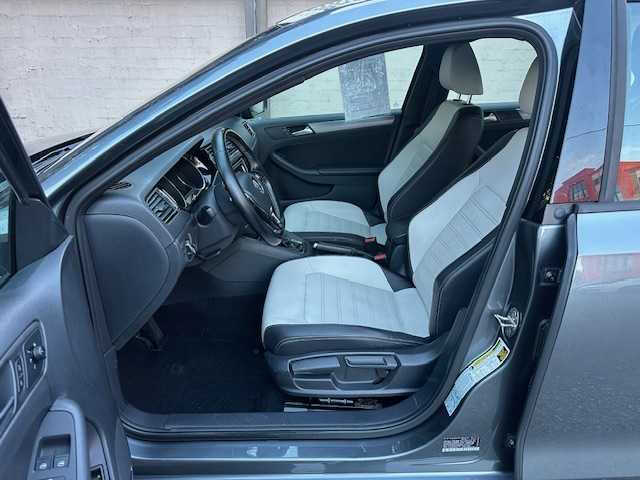 2016 Volkswagen Jetta 1.8T Sport