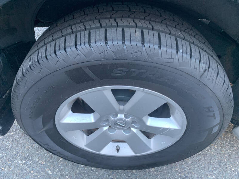 2012 Nissan Pathfinder SV