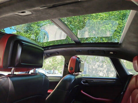 2018 Porsche Macan GTS