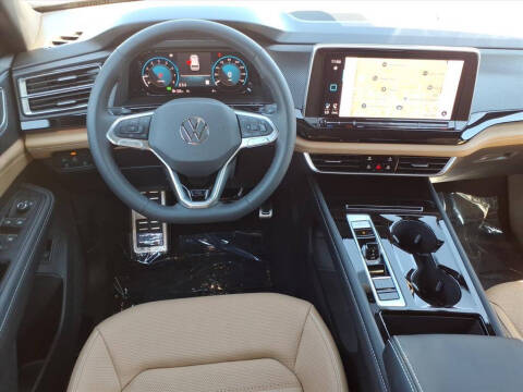 2026 Volkswagen Atlas Cross Sport SEL R-Line Black 4Motion