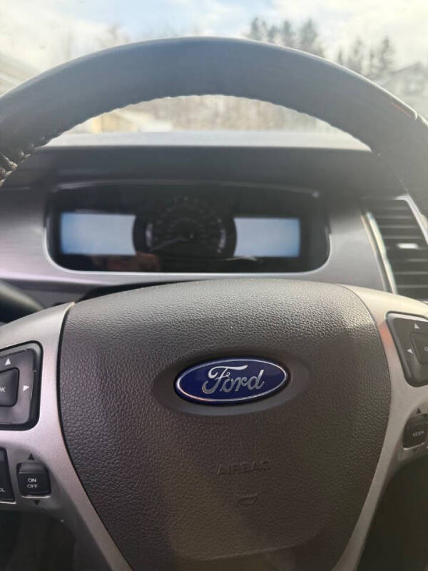 2014 Ford Taurus SEL