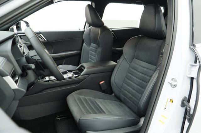2026 Mitsubishi Outlander LE