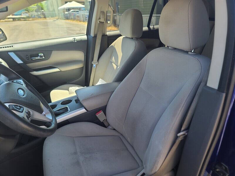 2013 Ford Edge SE