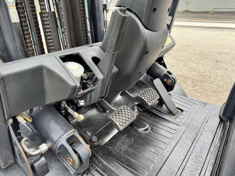 2007 Doosan D25s-5