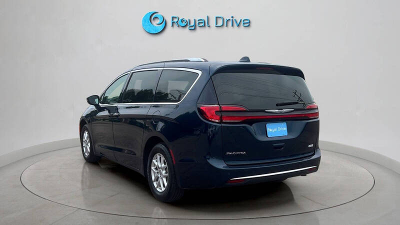 2021 Chrysler Pacifica Touring L