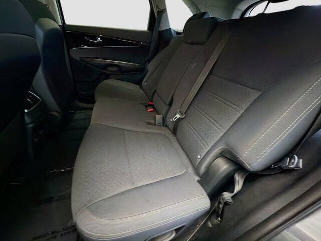 2018 Kia Sorento LX