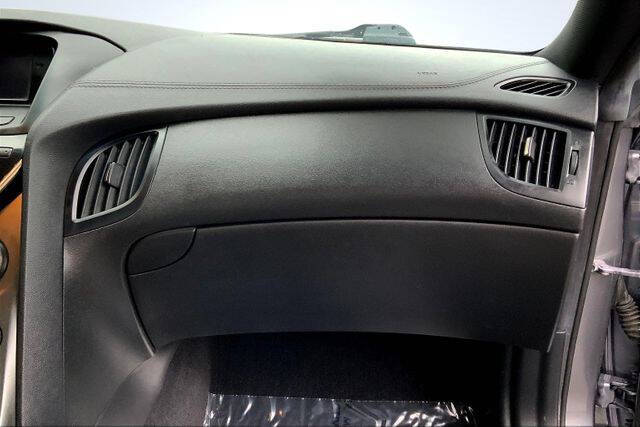 2016 Hyundai Genesis Coupe