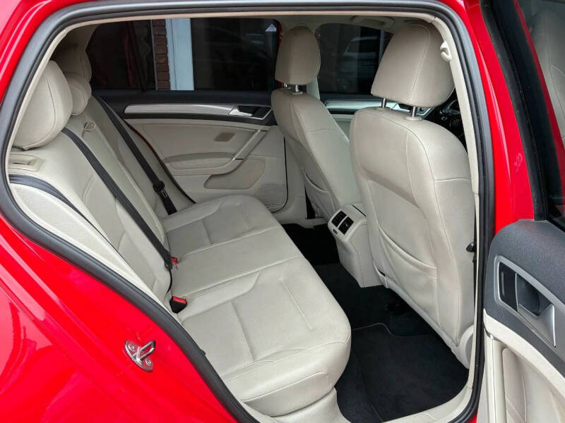 2015 Volkswagen Golf TSI S