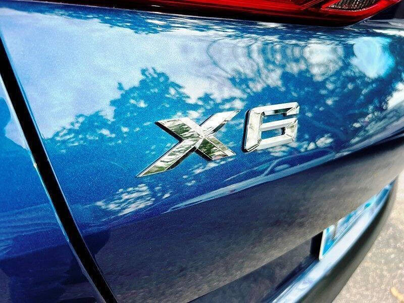 2022 BMW X6 xDrive40i