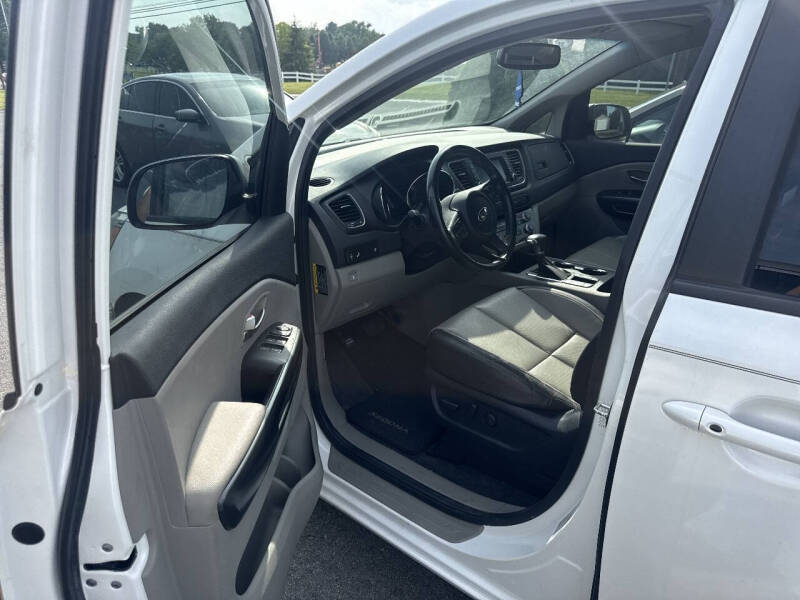 2020 Kia Sedona EX