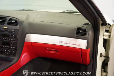 2002 Ford Thunderbird Deluxe