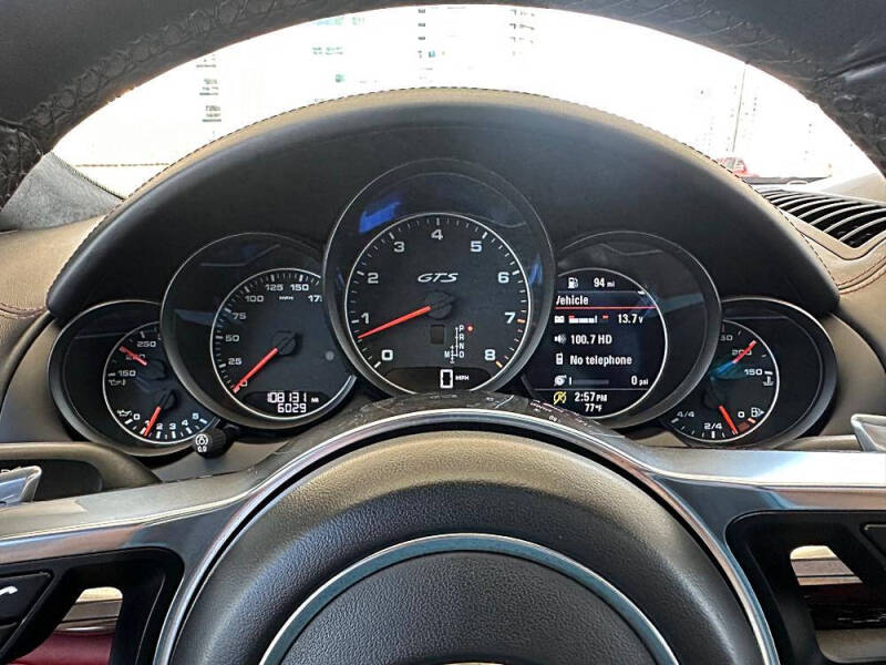 2016 Porsche Cayenne GTS