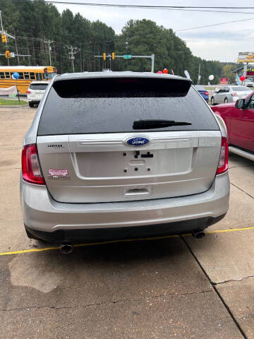 2011 Ford Edge SE
