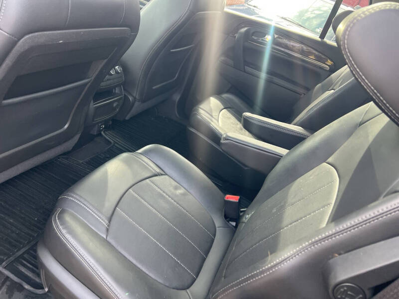 2017 Buick Enclave Leather