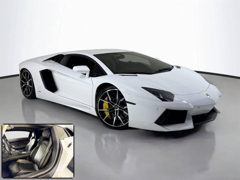 2017 Lamborghini Aventador LP 700-4