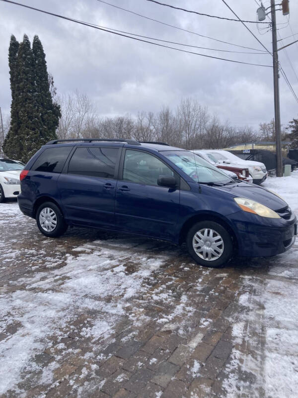 2006 Toyota Sienna LE 7 Passenger