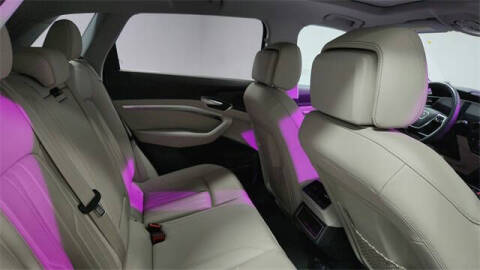 2024 Audi Q8 e-tron quattro Premium Plus