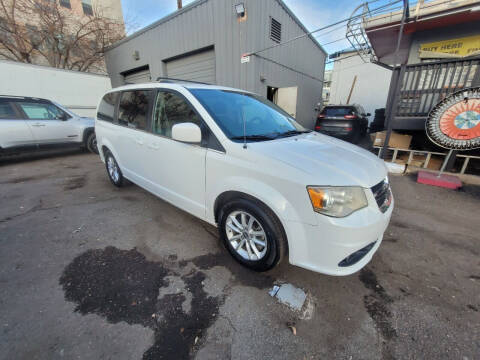 2018 Dodge Grand Caravan for sale at JPL Auto Sales LLC in Denver CO