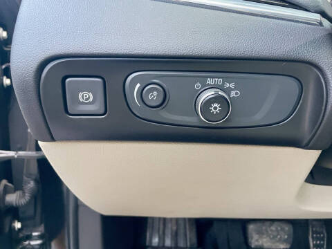 2020 Buick Enclave Essence