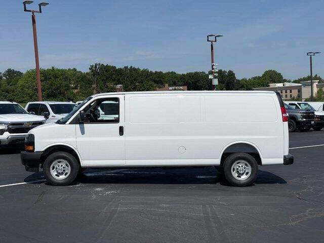 2026 Chevrolet Express 3500