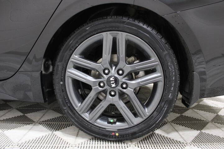 2021 Kia Forte GT Line