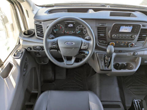2025 Ford Transit 250