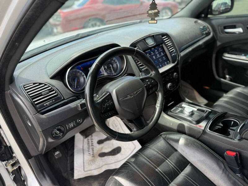 2021 Chrysler 300 S V6
