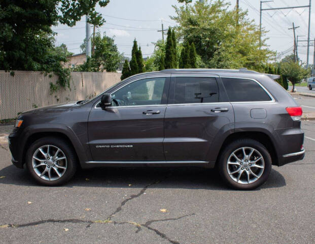 2015 Jeep Grand Cherokee for sale at Vrbo Motors in Linden, NJ