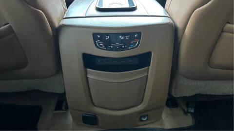 2016 Cadillac Escalade Standard