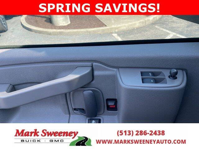 2025 GMC Savana 2500