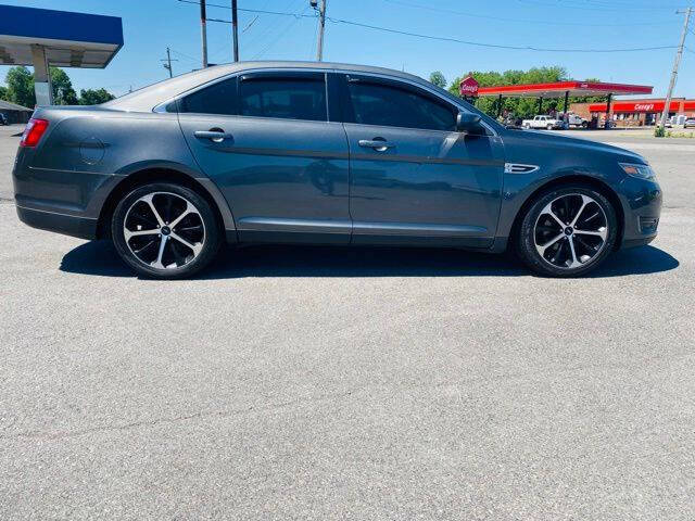 2015 Ford Taurus SEL