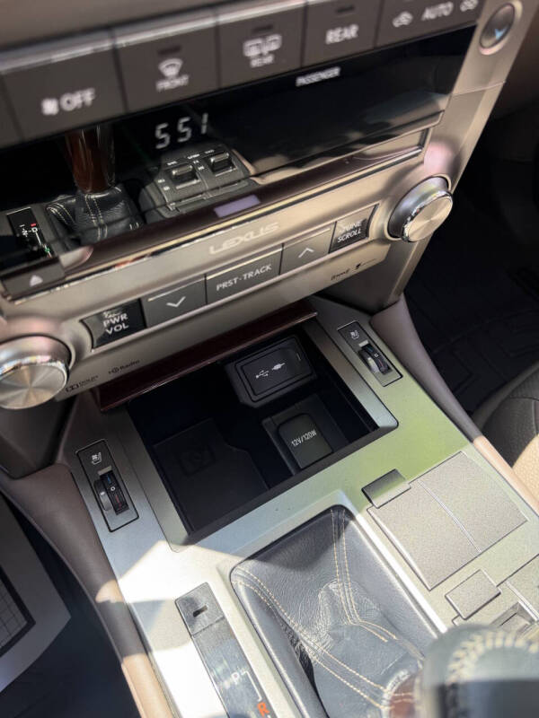 2017 Lexus GX 460