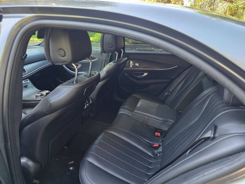 2018 Mercedes-Benz E-Class E 300