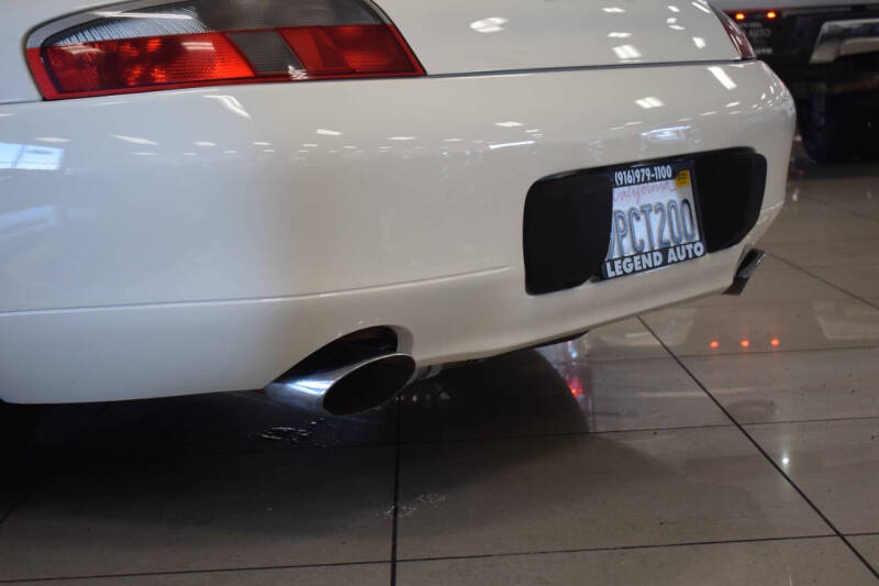 2000 Porsche 911 Carrera