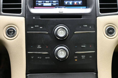 2015 Ford Taurus Limited