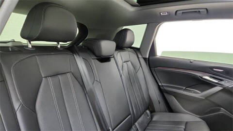 2025 Audi Q6 e-tron quattro Premium Plus