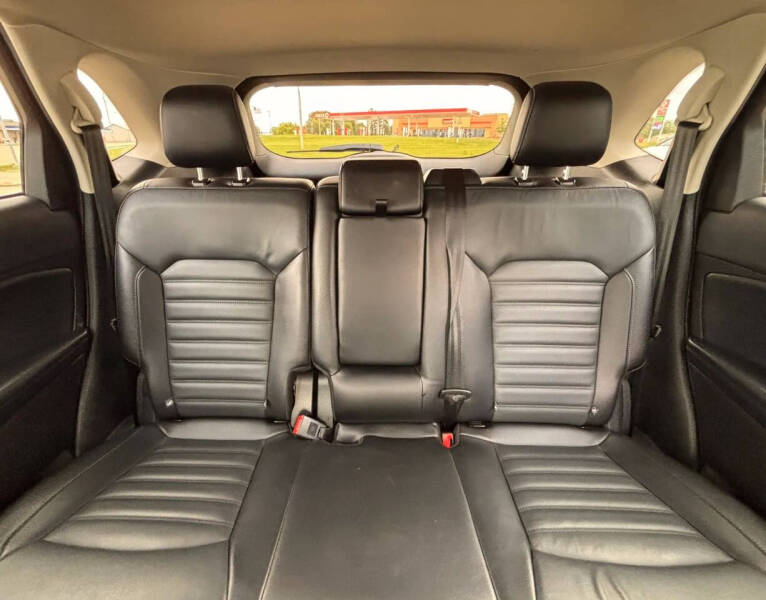 2017 Ford Edge SEL