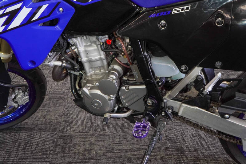 2023 Suzuki DR-Z400SM
