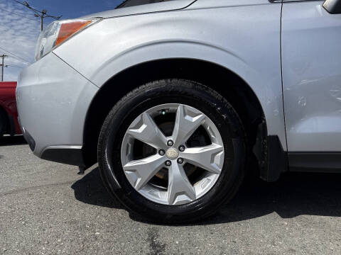 2014 Subaru Forester 2.5i Touring