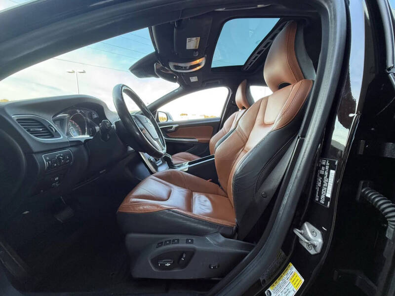 2015 Volvo S60 T5 Platinum