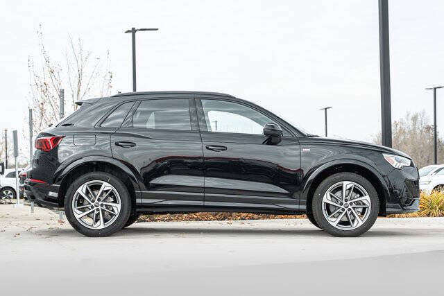 2025 Audi Q3 quattro S line Premium 45 TFSI