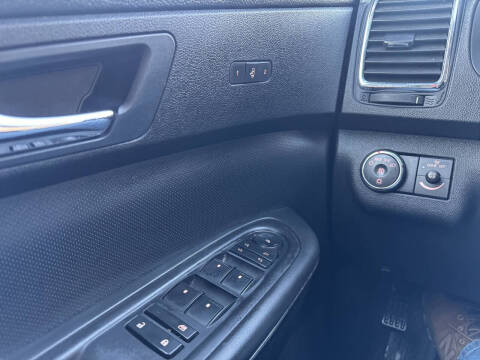 2011 GMC Acadia Denali