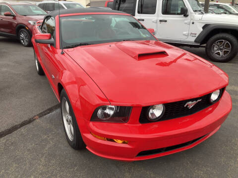 2005 Ford Mustang GT Premium