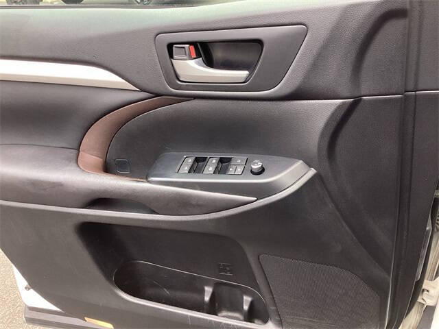 2017 Toyota Highlander Hybrid XLE