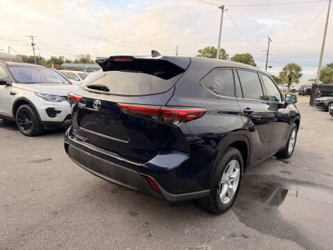 2021 Toyota Highlander L