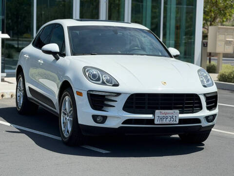 2015 Porsche Macan S